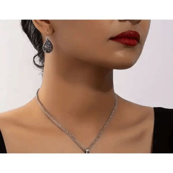 Teardrop Shape Abalone Shell Dangle Earrings - Picture 2 of 3